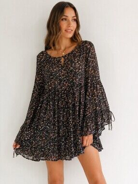 BERSHKA Boho Floral Romper Size M Sheer Overlay Lace Trim Tie Sleeves